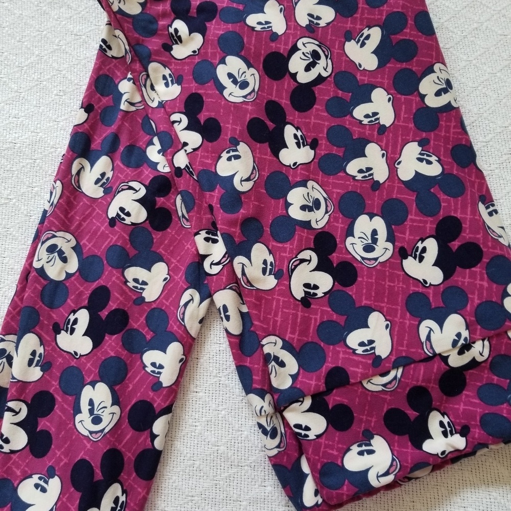 LuLaRoe Disney Leggings size TC2